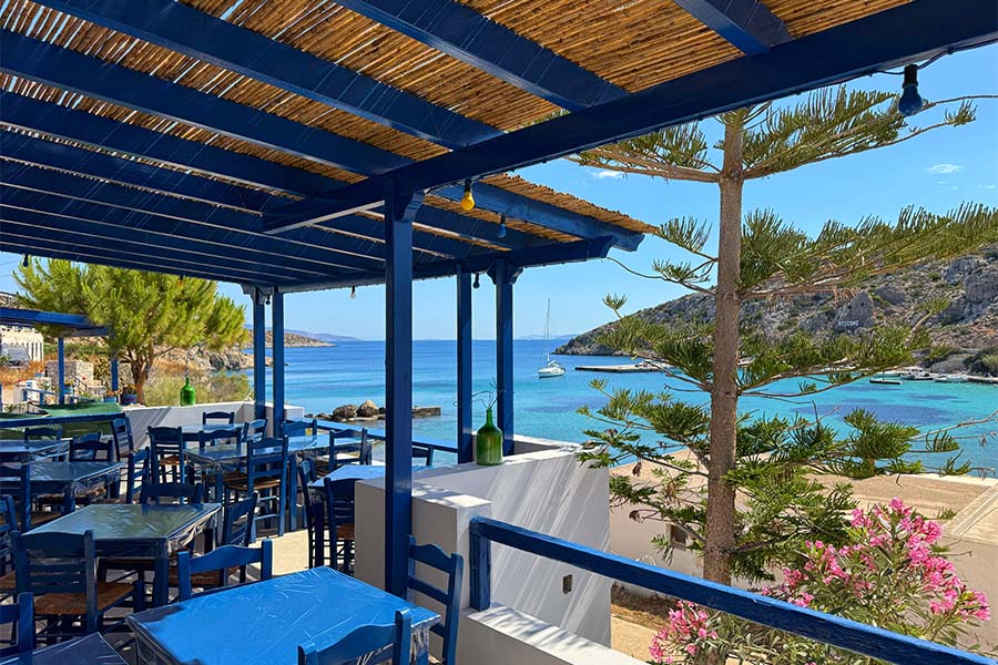 Syrma Restaurant in Iraklia Island